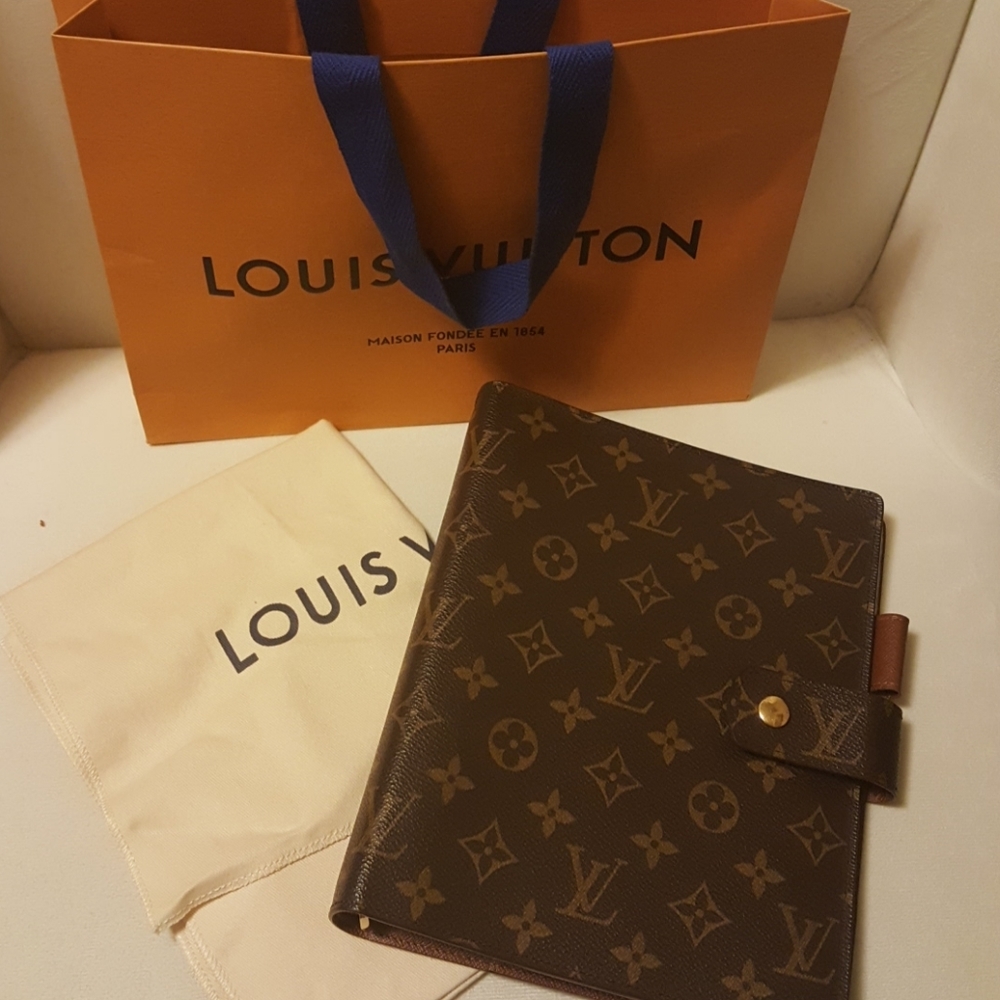 Authentic Louis Vuitton GM Agenda / Planner